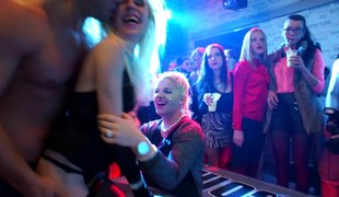реально хардкор вечеринка клуб групповой секс